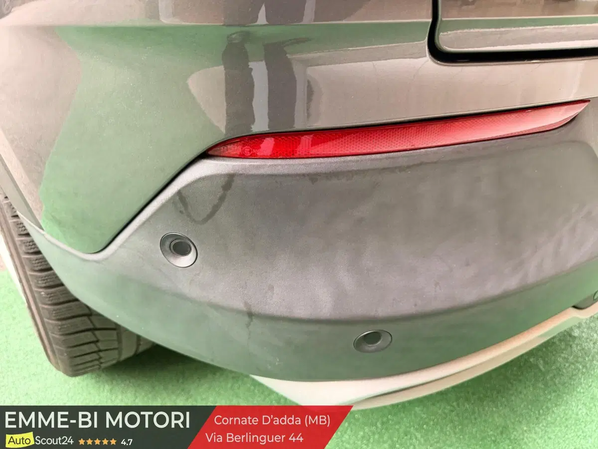Opel Grandland X usata a Lecco (11)