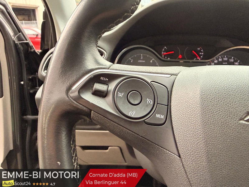 Opel Grandland X usata a Lecco (17)