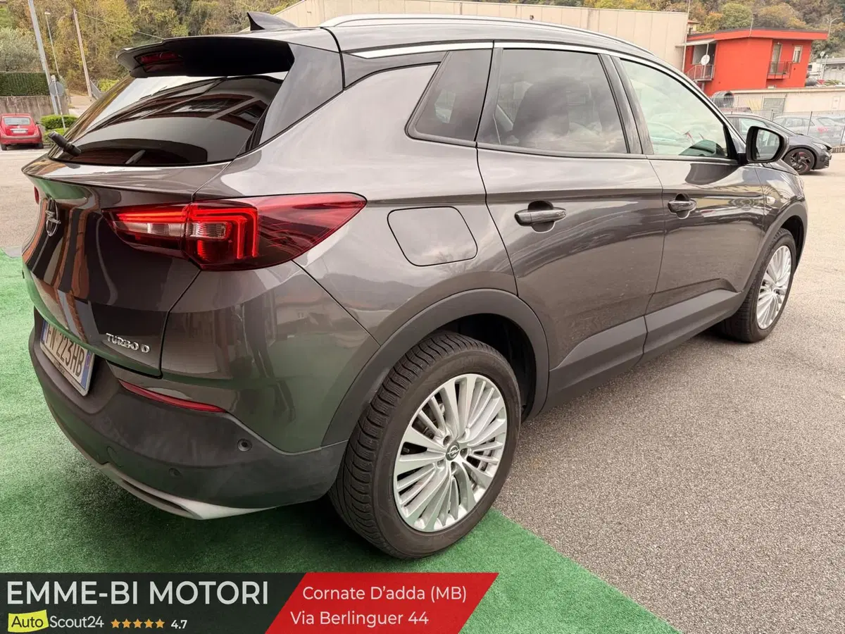 Opel Grandland X usata a Lecco (3)