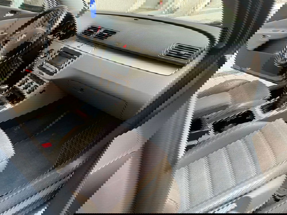 Volkswagen Passat usata a Genova (11)