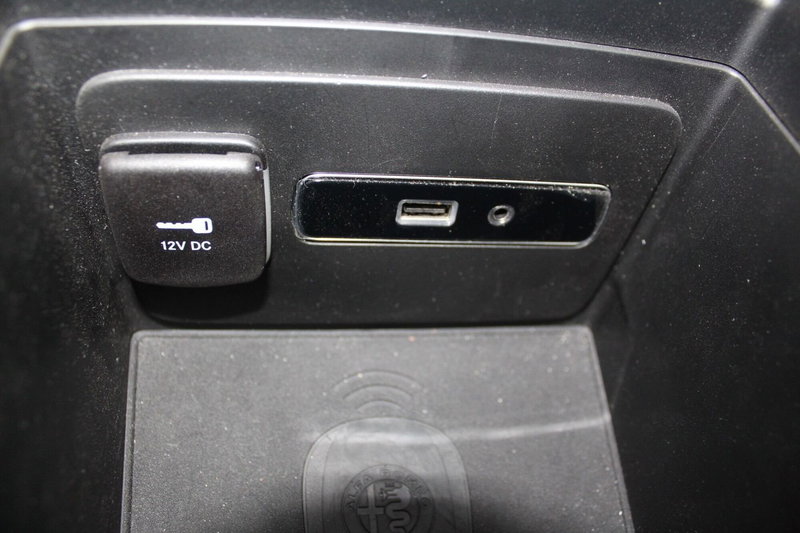 Alfa Romeo Giulia usata a Terni (15)