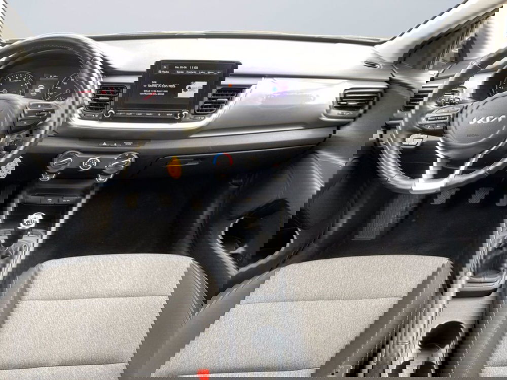 Kia Stonic usata a Milano (12)