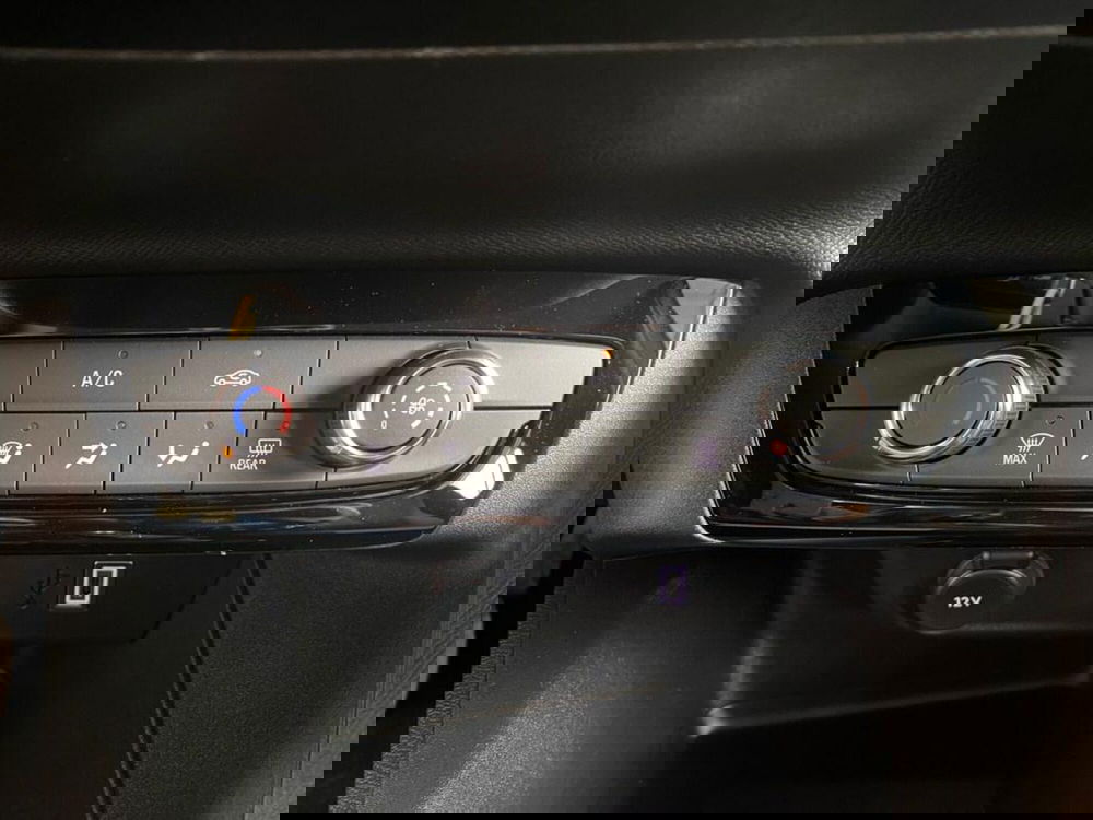 Opel Corsa nuova a Torino (11)