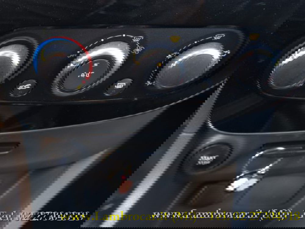 Renault Clio usata a Milano (16)