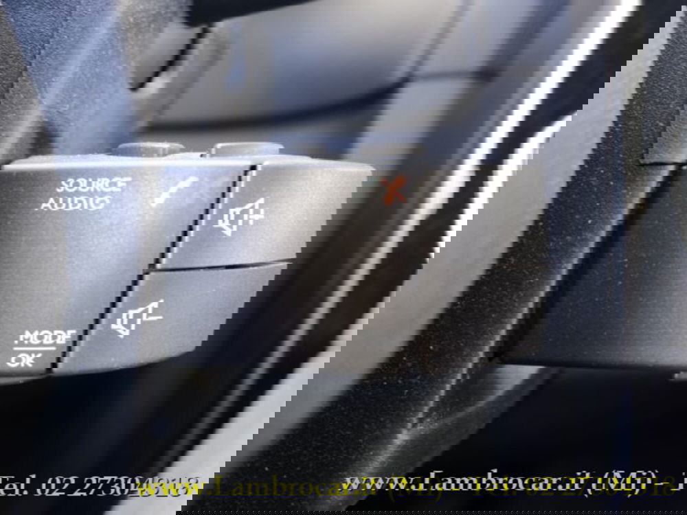 Renault Clio usata a Milano (17)