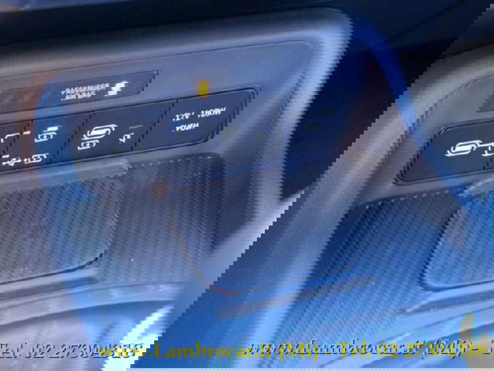 Hyundai Kona nuova a Milano (10)