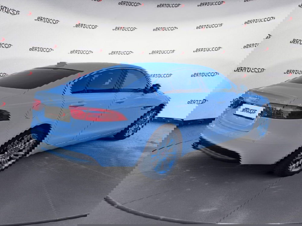 Jaguar XE usata a Verona (6)