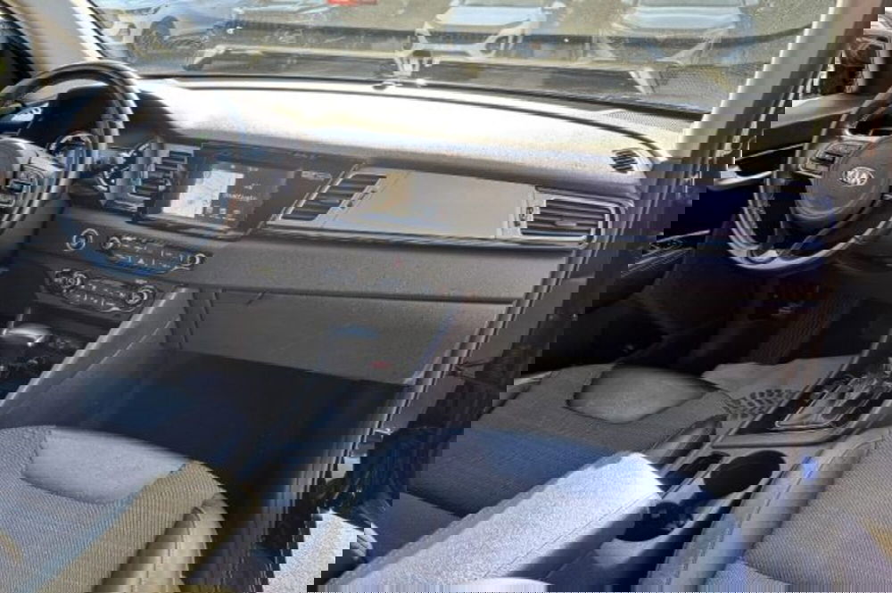 Kia Niro usata a Latina (9)