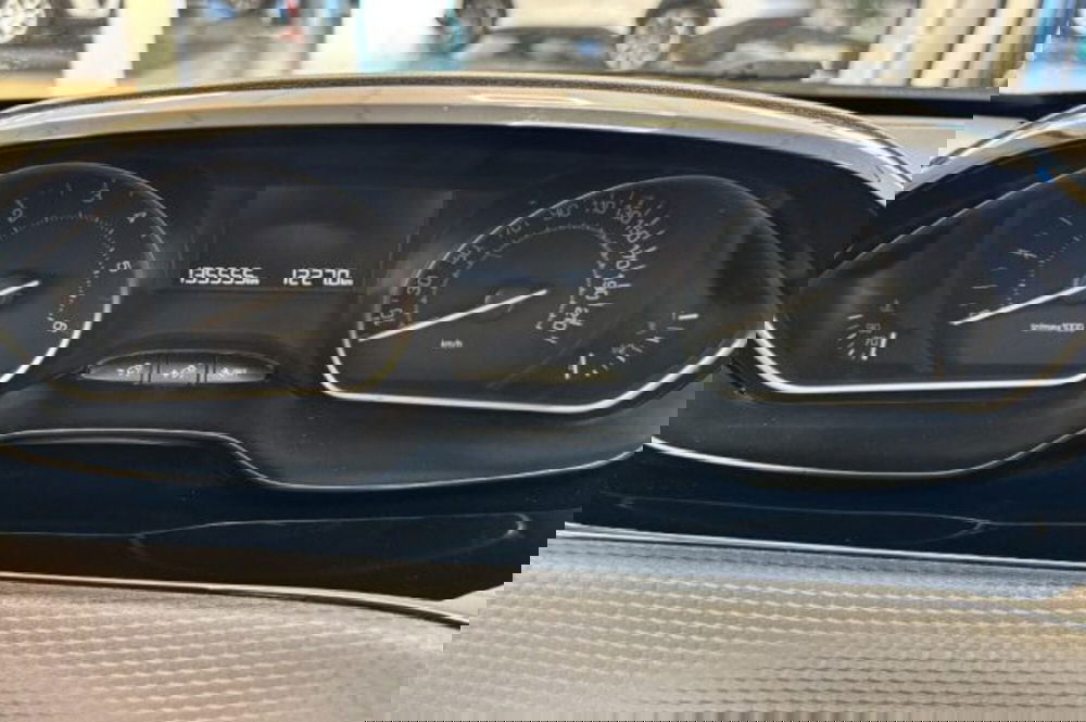 Peugeot 2008 usata a Latina (13)