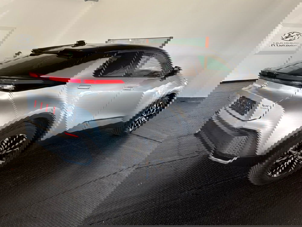 Toyota Toyota C-HR nuova a Reggio Calabria (3)