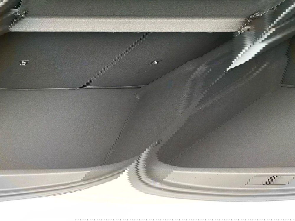 Peugeot 208 nuova a Torino (9)