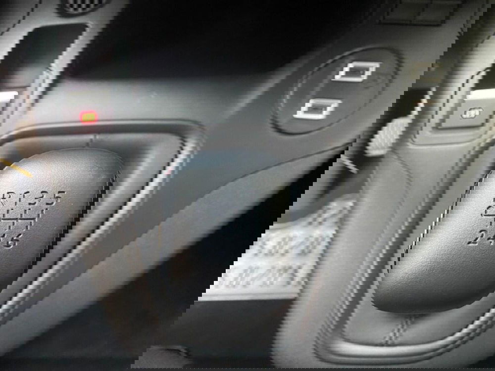 Peugeot Partner Furgone nuova a Torino (11)