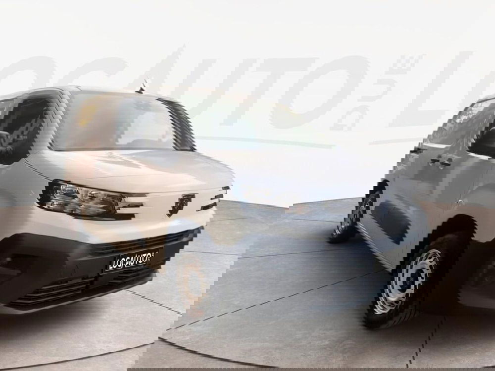 Peugeot Partner Furgone nuova a Torino (2)