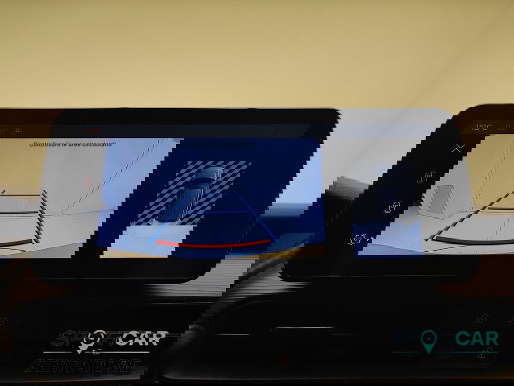 Jeep Avenger nuova a Como (10)