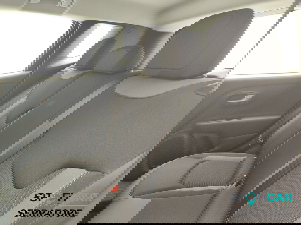 Jeep Renegade nuova a Como (12)