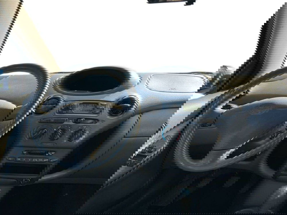 Toyota Yaris usata a Sondrio (8)