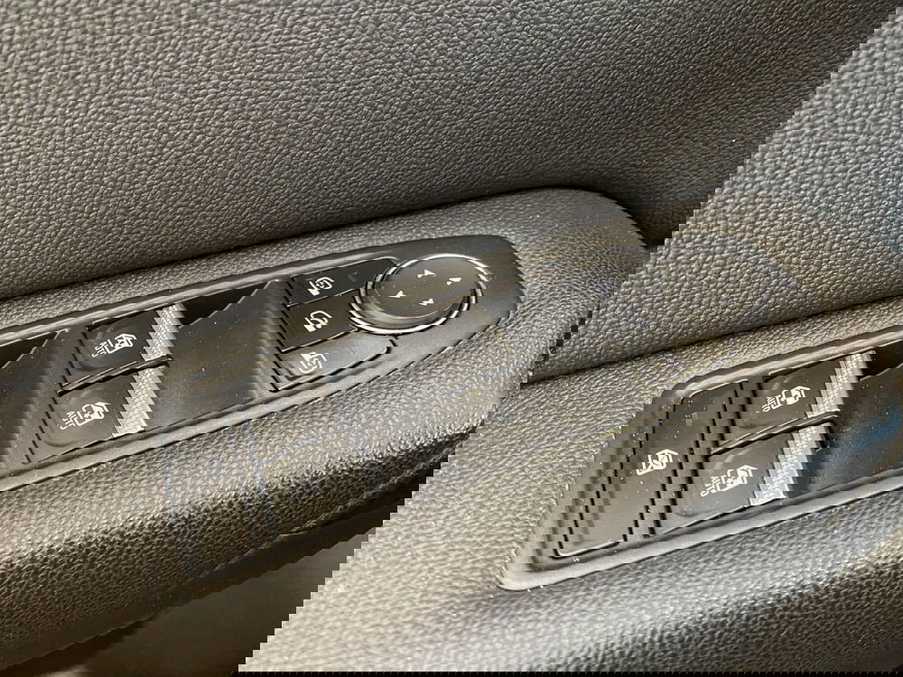 Renault Captur usata a Monza e Brianza (17)