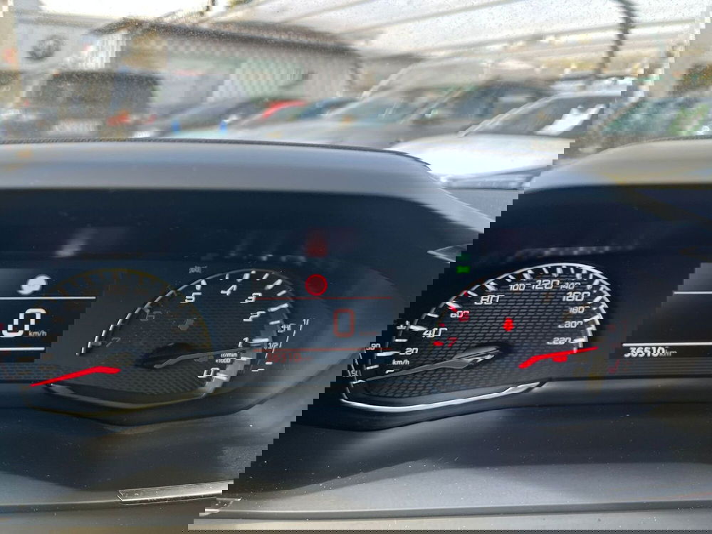 Peugeot 208 usata a Milano (18)