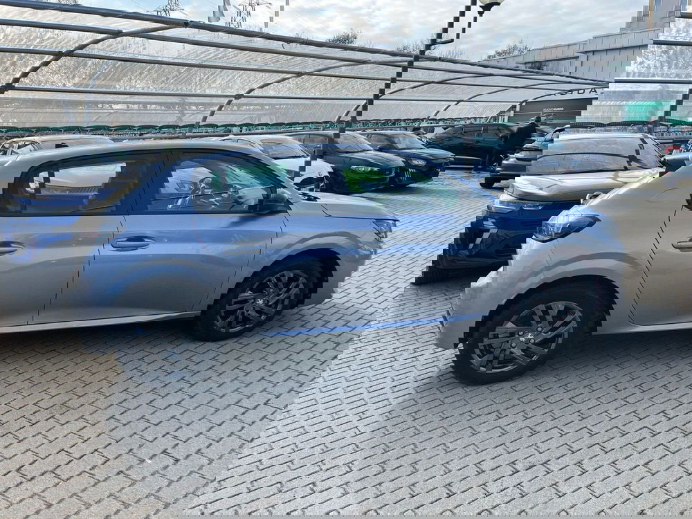 Peugeot 208 usata a Milano (5)