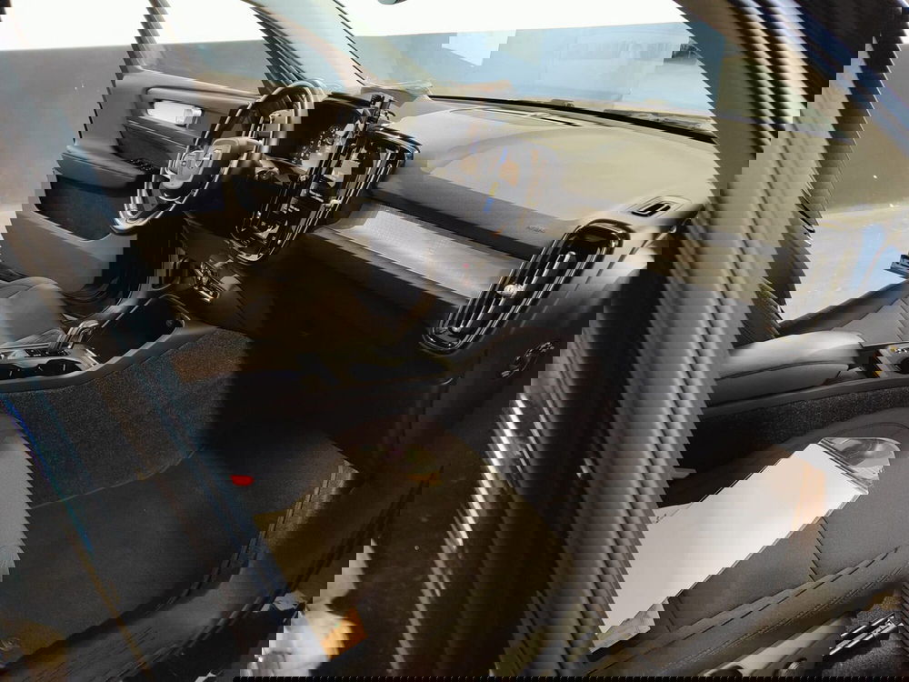 Volvo XC40 usata a Milano (12)