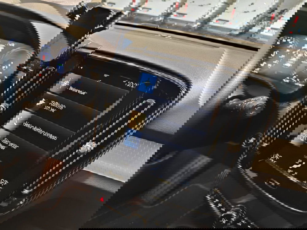 Volvo XC40 usata a Milano (16)