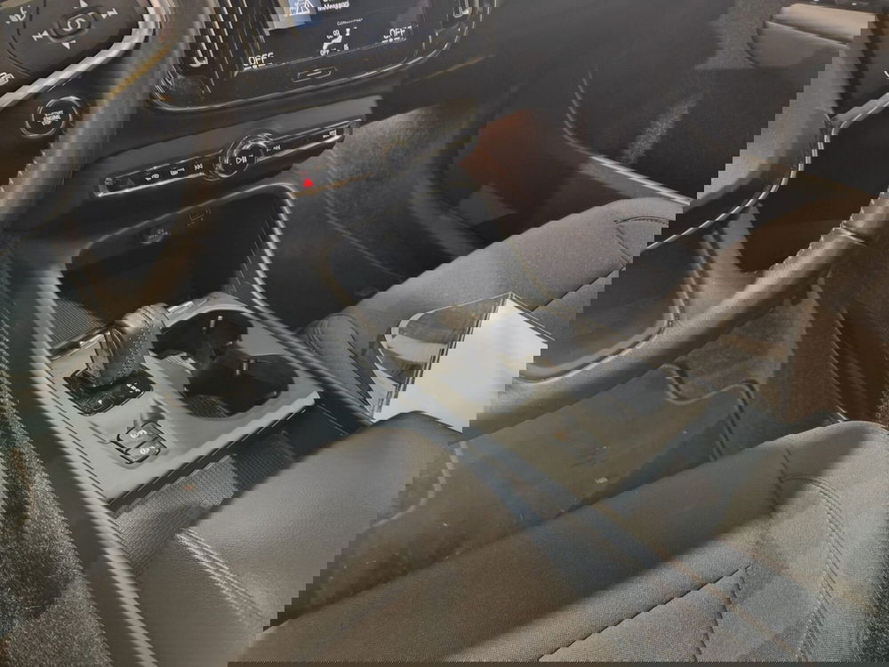 Volvo XC40 usata a Milano (17)