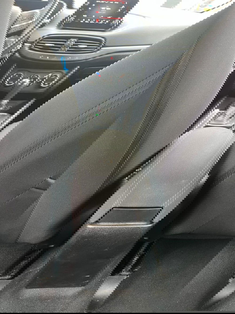 Fiat Tipo Station Wagon usata a Milano (18)