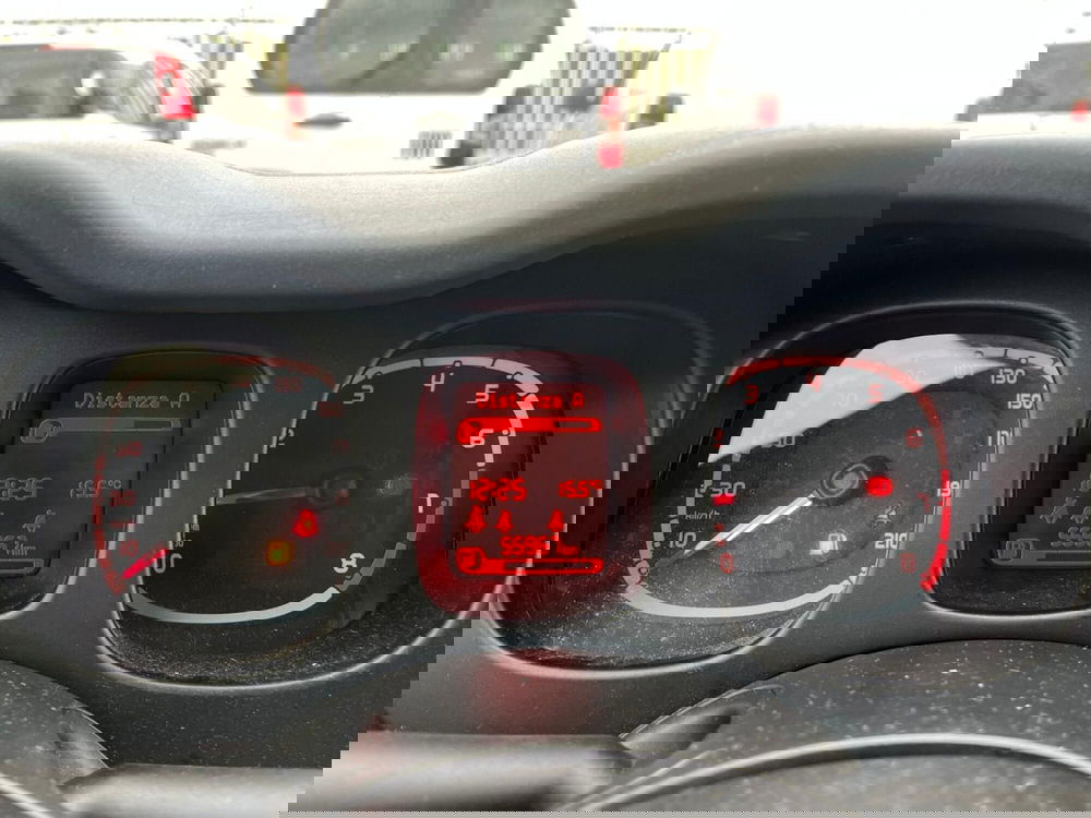 Fiat Panda Cross usata a Milano (18)