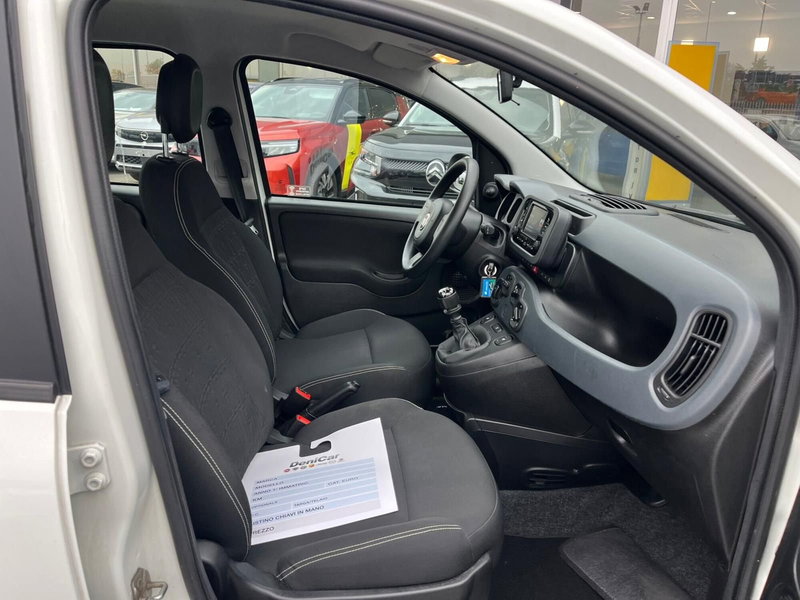 Fiat Panda Cross usata a Milano (12)