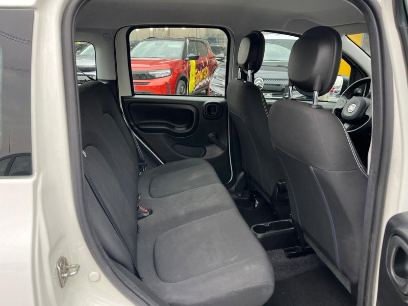 Fiat Panda Cross usata a Milano (13)