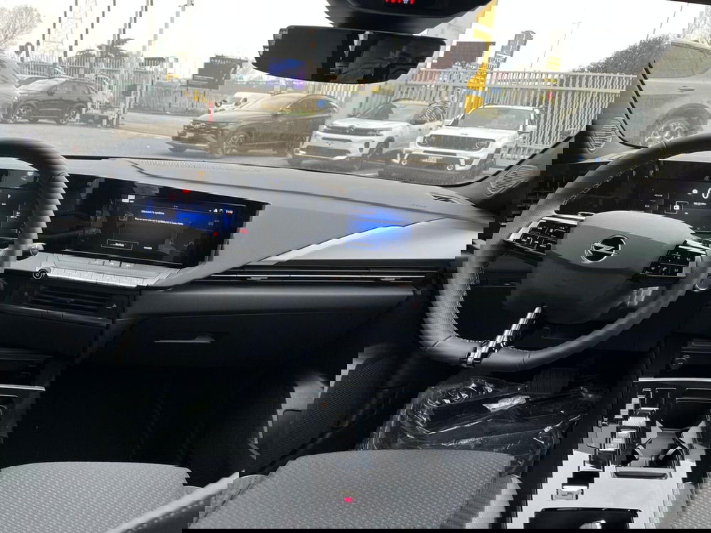 Opel Astra nuova a Milano (15)