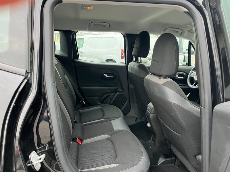 Jeep Renegade usata a Milano (12)