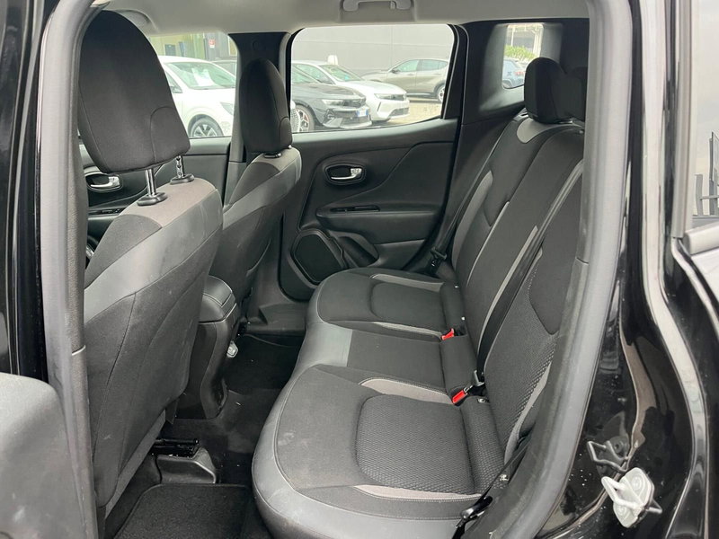 Jeep Renegade usata a Milano (13)