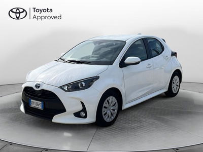 Toyota Yaris 1.5 Hybrid 5 porte Energy del 2023 usata a Agrigento