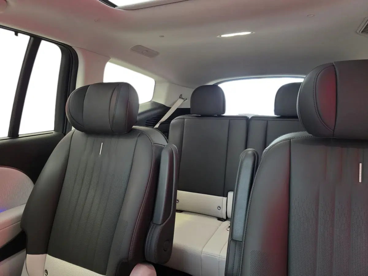 Hyundai Ioniq 9 nuova a Pistoia (13)
