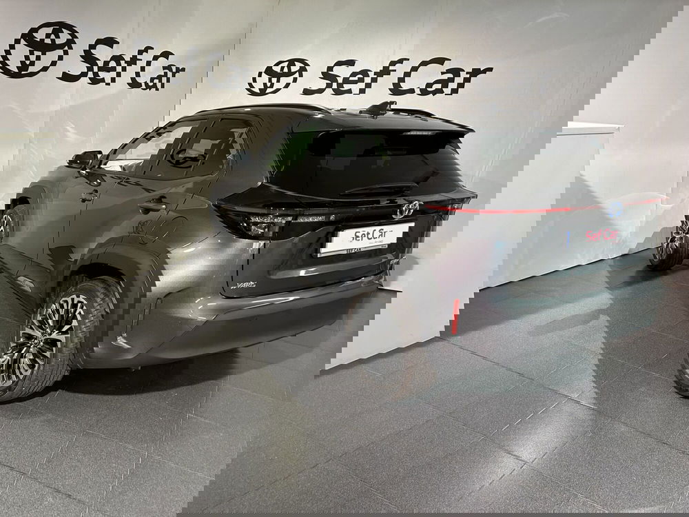 Toyota Yaris Cross nuova a Milano (5)