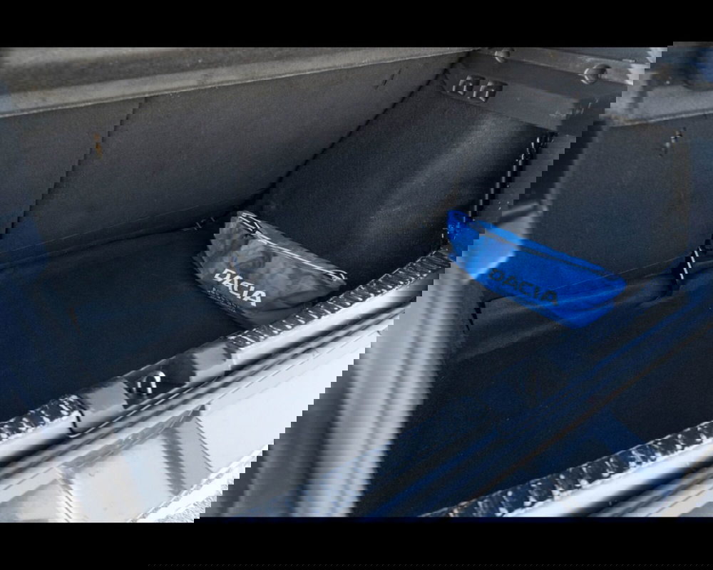 Dacia Sandero usata a Venezia (15)