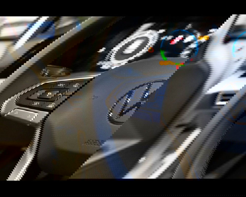 Volkswagen Golf nuova a Treviso (20)