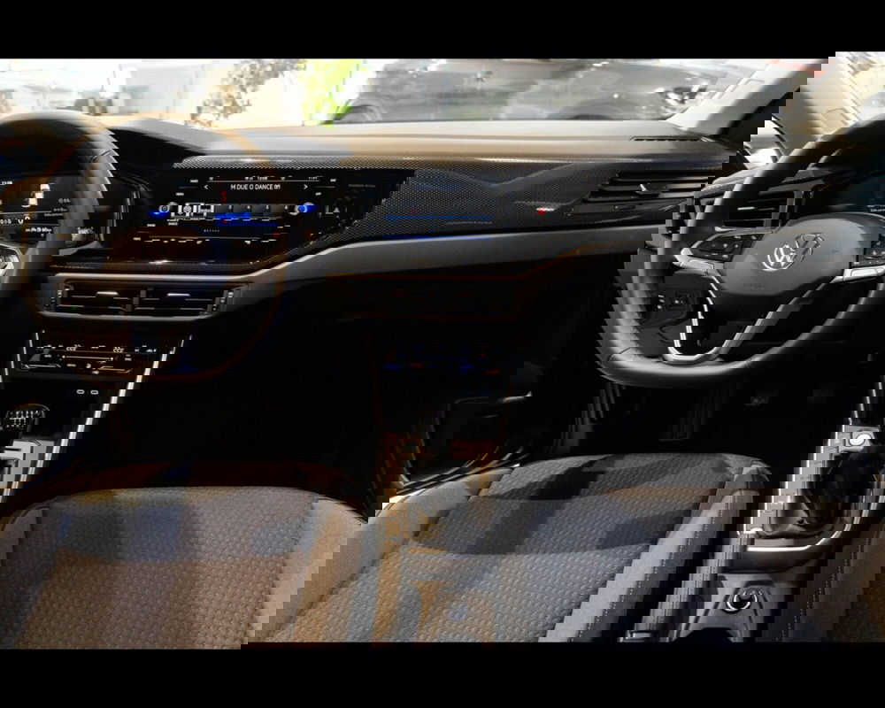 Volkswagen Taigo nuova a Treviso (10)