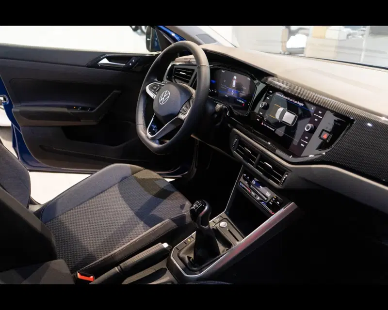 Volkswagen Taigo nuova a Treviso (13)