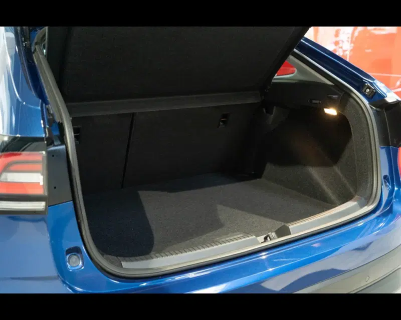 Volkswagen Taigo nuova a Treviso (15)