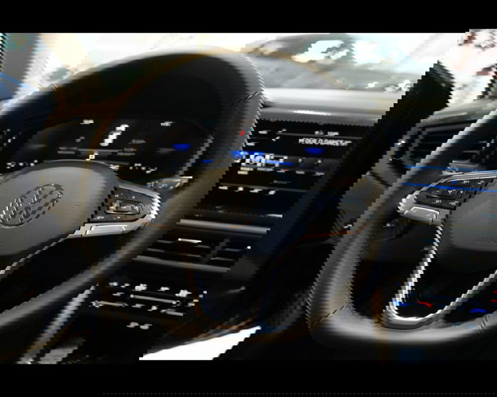 Volkswagen Taigo nuova a Treviso (9)