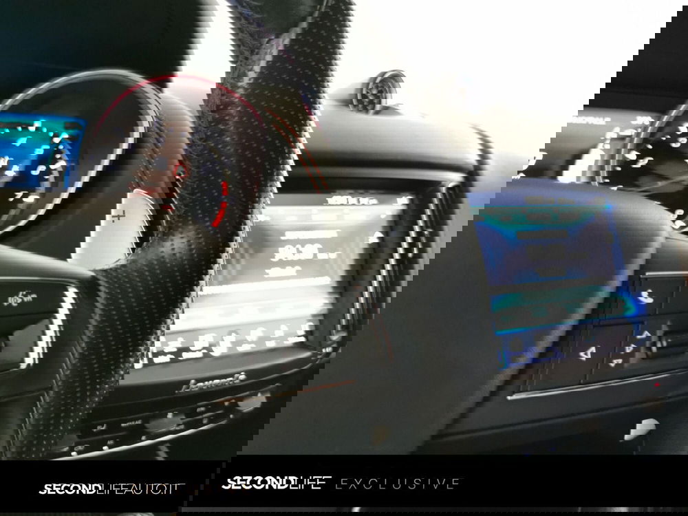 Maserati Levante usata a Chieti (13)