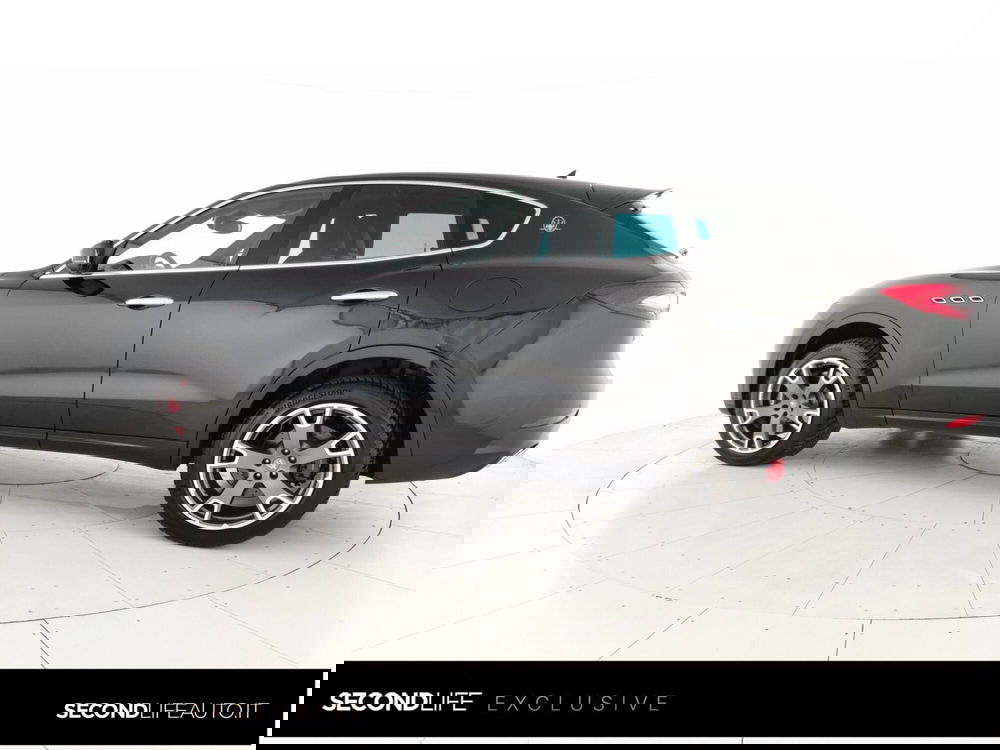 Maserati Levante usata a Chieti (2)