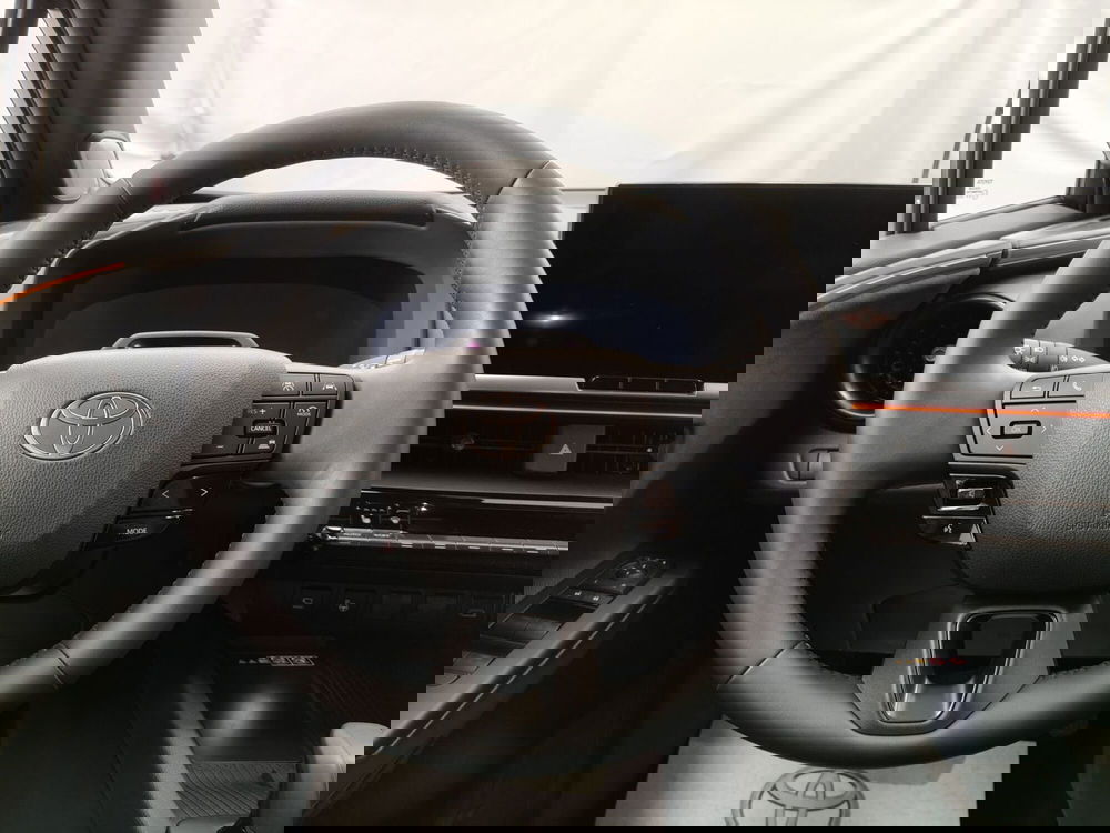 Toyota Toyota C-HR usata a Roma (10)