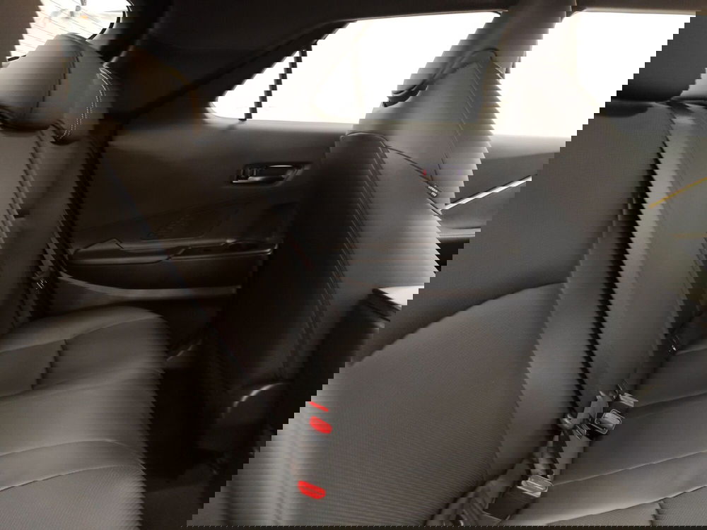 Toyota Toyota C-HR usata a Roma (7)