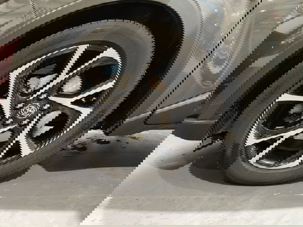 Toyota Toyota C-HR usata a Roma (18)