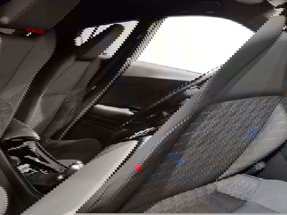 Toyota Toyota C-HR usata a Roma (7)