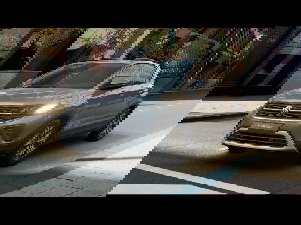 Volkswagen T-Cross nuova a Firenze