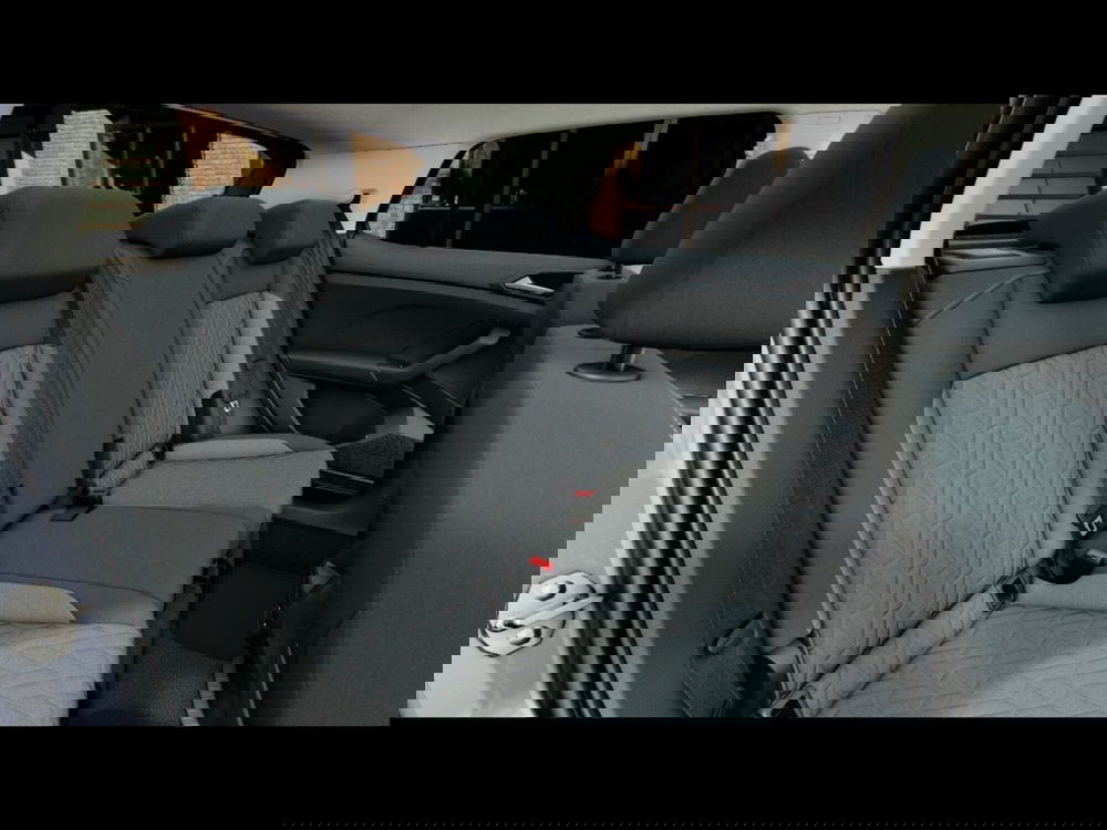 Volkswagen T-Cross nuova a Firenze (9)